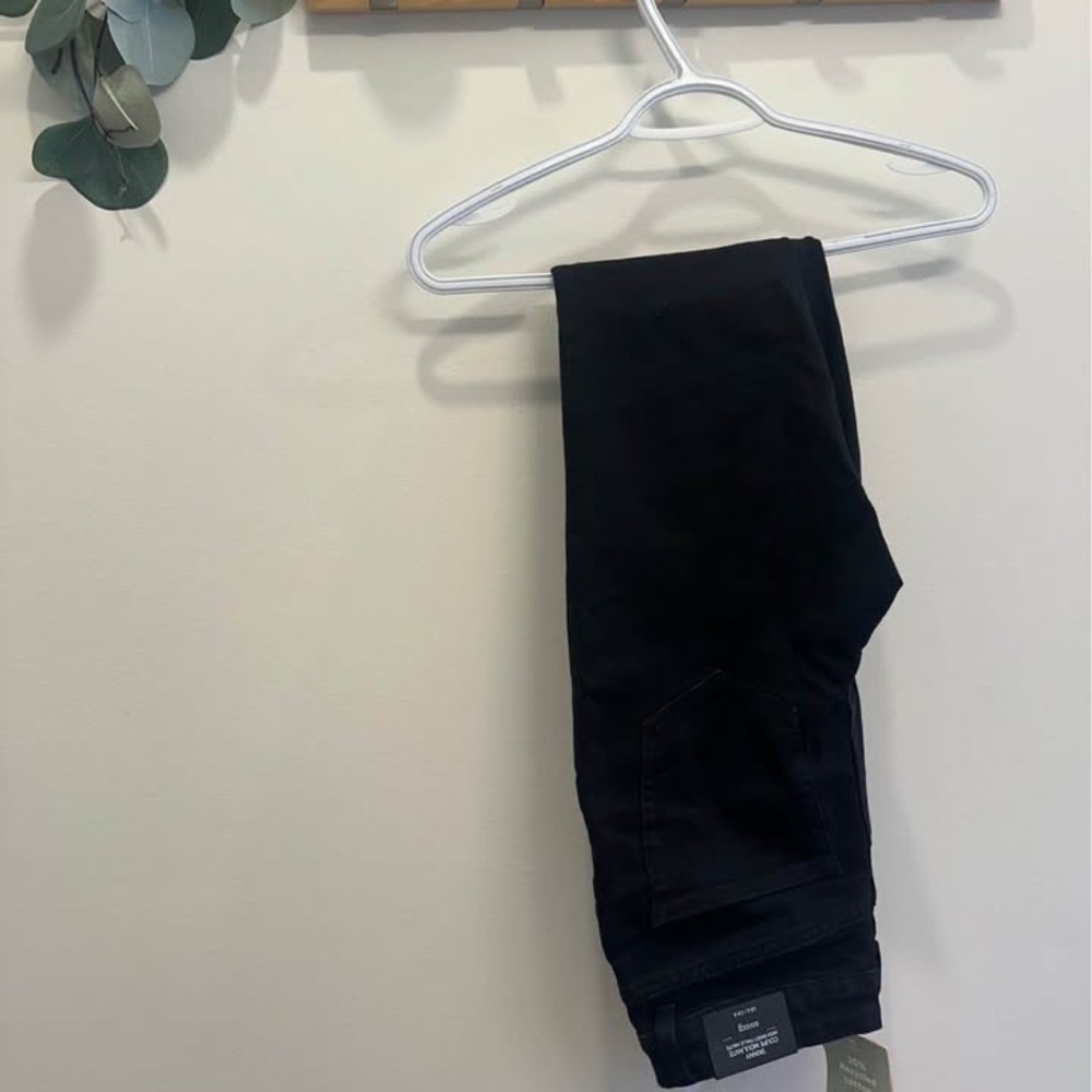 H&M black jeans - size 6 - New with Tags